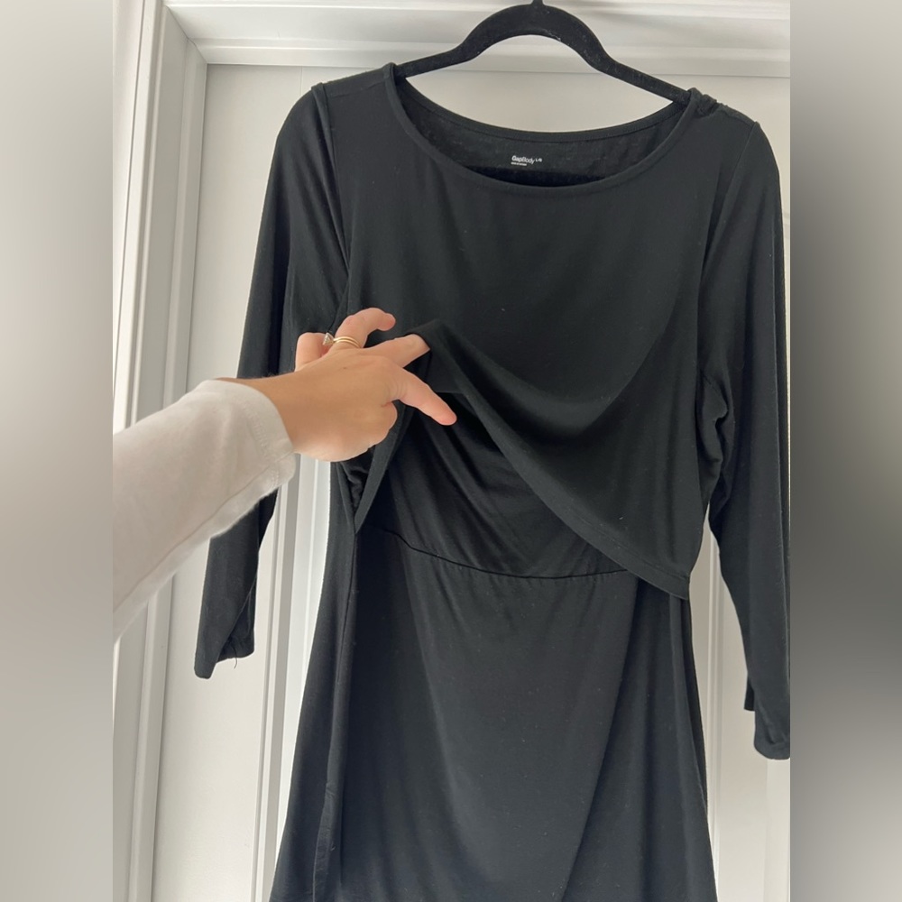 Gap nursing shirt